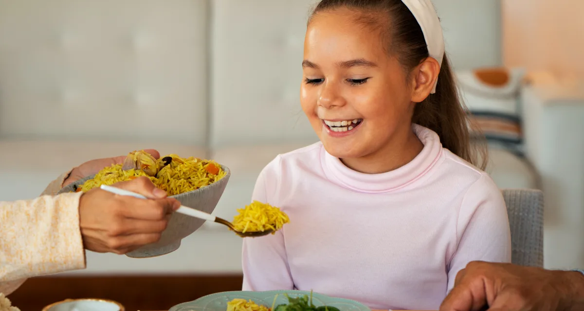 Seletividade alimentar pode evoluir até a vida adulta. É essencial estimular hábitos saudáveis desde a infância