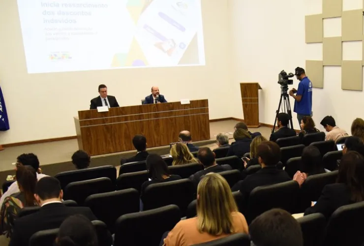 Aposentados podem aderir a acordo para devolução de descontos indevidos a partir desta sexta (11)
