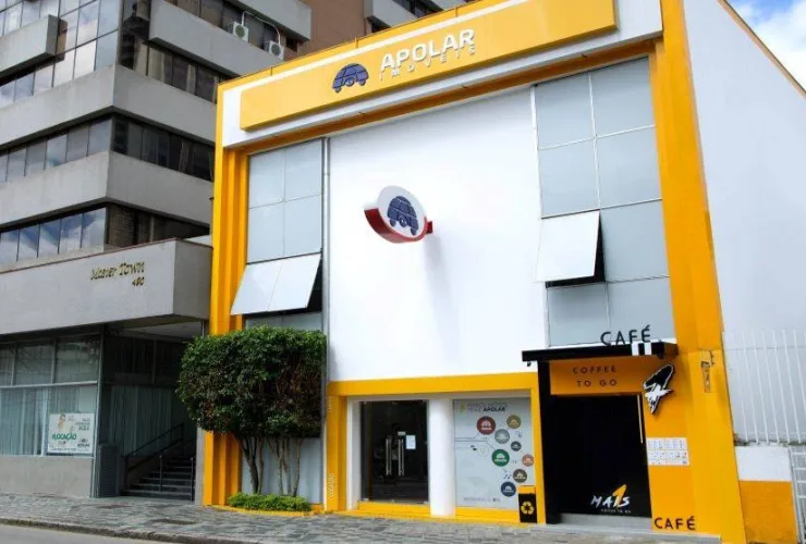 Apolar acelera expansão com novas lojas em Curitiba, SC e RS