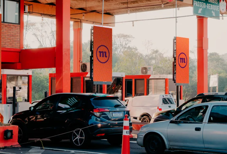 Via Araucária moderniza experiência de usuários das rodovias com novos painéis digitais