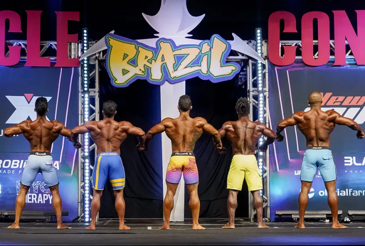 Campeão do Mr. Olympia Derek Lunsford durante apresentação na Musclecontest Brazil