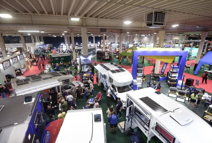 Entrada do Expotrade Convention Center para a Expo Motorhome