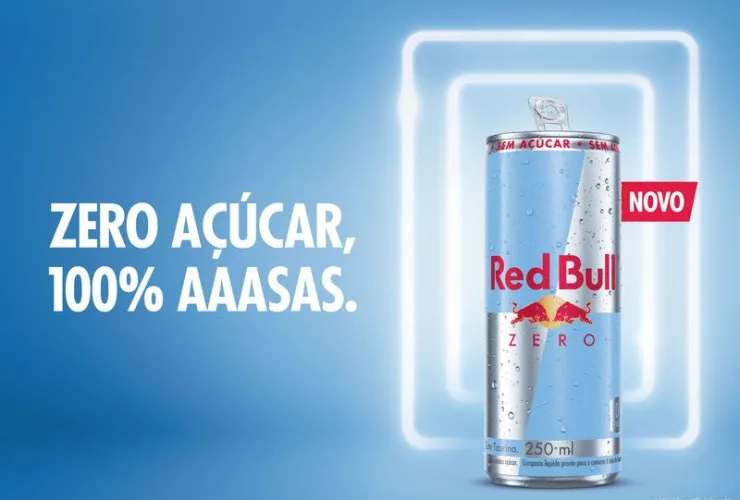 Participantes em esportes radicais durante o Zero Limits Day da Red Bull em Curitiba