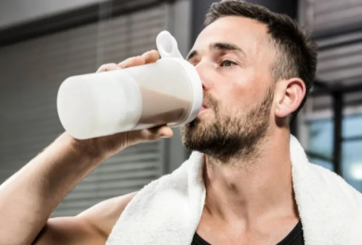 Até quando podemos substituir a alimentação por shakes proteicos?