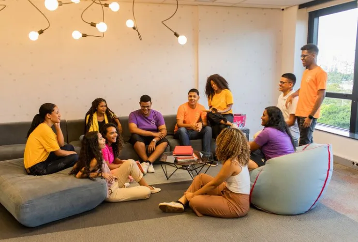 Jovens do Coletivo Coca-Cola Jovem