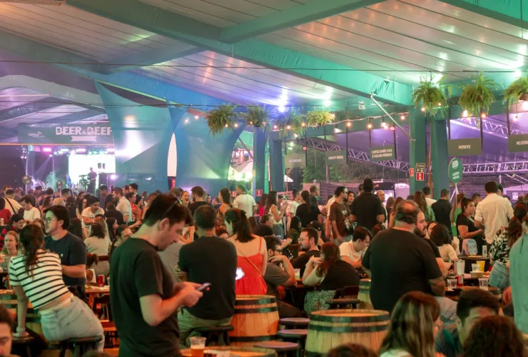 8ª edição do Beer & Beef reúne gastronomia criativa e variedade de chopes artesanais em evento gastronômico e cultural.