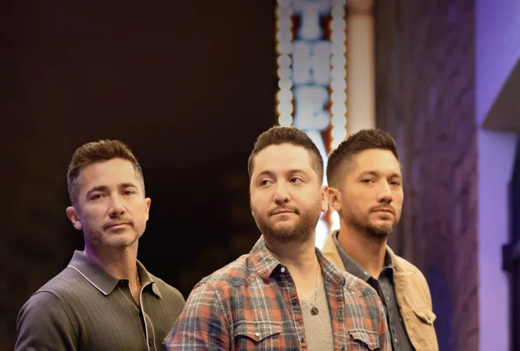 Boyce Avenue retorna a Curitiba em novembro com show inédito que promete emocionar fãs com sucessos e novas versões acústicas.