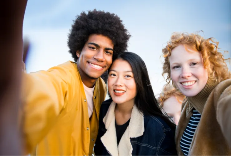 Pesquisa Selfie Paraná 2025 vai mapear hábitos e tendências da população do estado, analisando comportamento e consumo.
