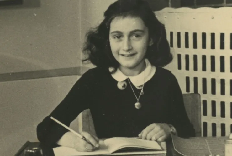 Curso online gratuito sobre Anne Frank ensina sobre história, direitos humanos e memória do Holocausto.