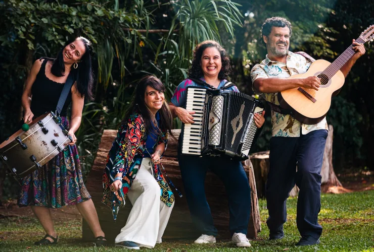 Xique Xique convida Cátia de França no Paiol Musical