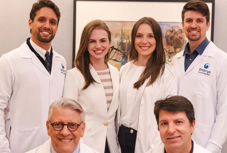 Fachada da clínica Embryo em Curitiba, referência em reprodução assistida no Paraná