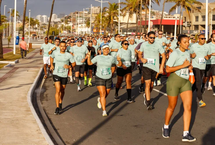 Corredores em Curitiba completam a mandala de medalhas no Circuito das Estações Verão 2025.