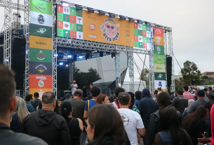 Pinhais Beer Pork reúne gastronomia, música e cervejas artesanais em evento que celebra a cultura local e o sabor paranaense.