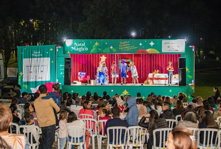 Espetáculo Natal Mágico no litoral do Paraná