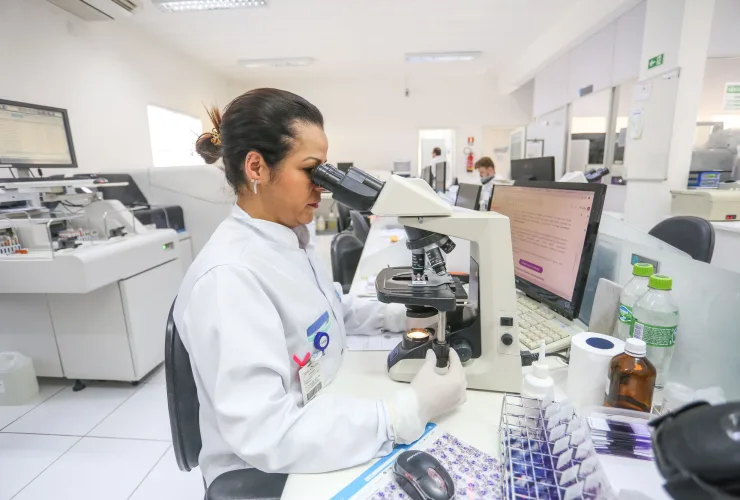 Exame avançado do LANAC para investigação do Alzheimer