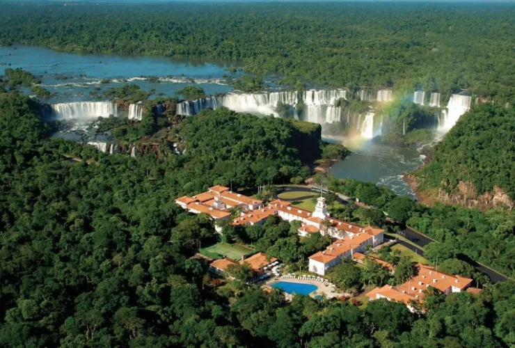 Belmond Hotel das Cataratas: localização exclusiva dentro do Parque Nacional.