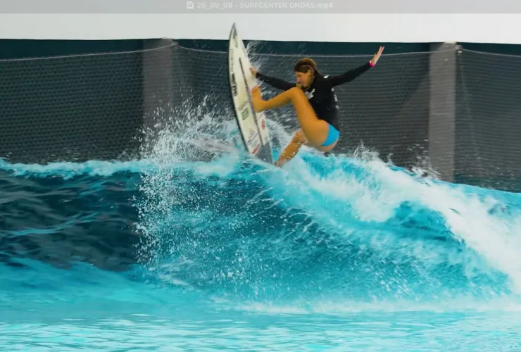 Surf Center Curitiba com piscina coberta e aquecida