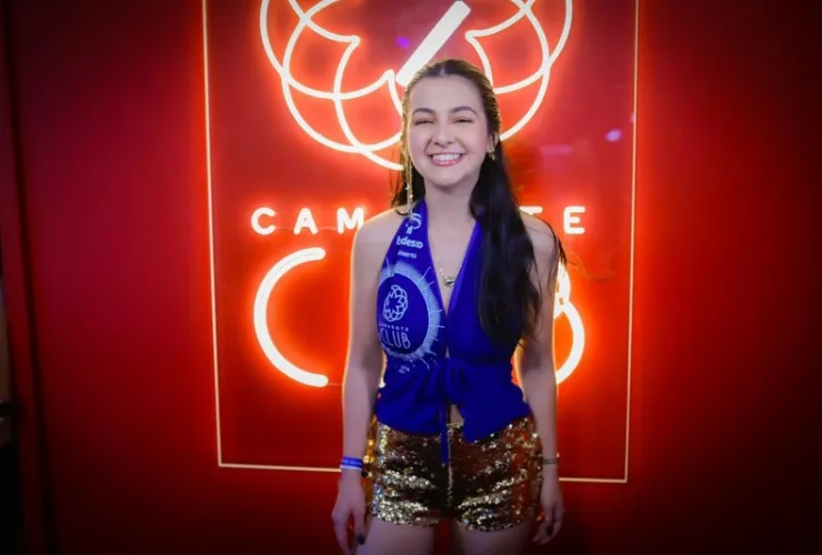  Camarote Club reúne time de celebridades em primeiro dia de festa