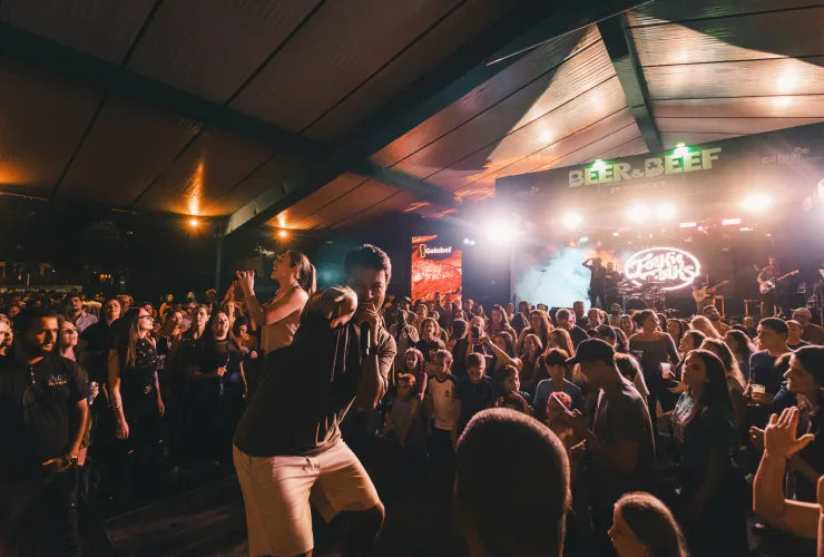 Festival Beer & Beef no Catuaí Shopping Londrina com food trucks, chope e shows ao vivo no St. Patrick’s Day