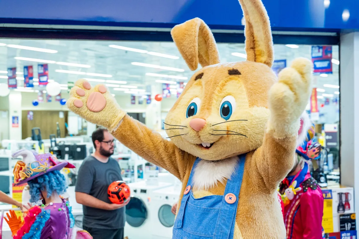 Páscoa no Catuaí tem campanha com a Dengo Chocolates, caça aos ovos e fotos com o coelho