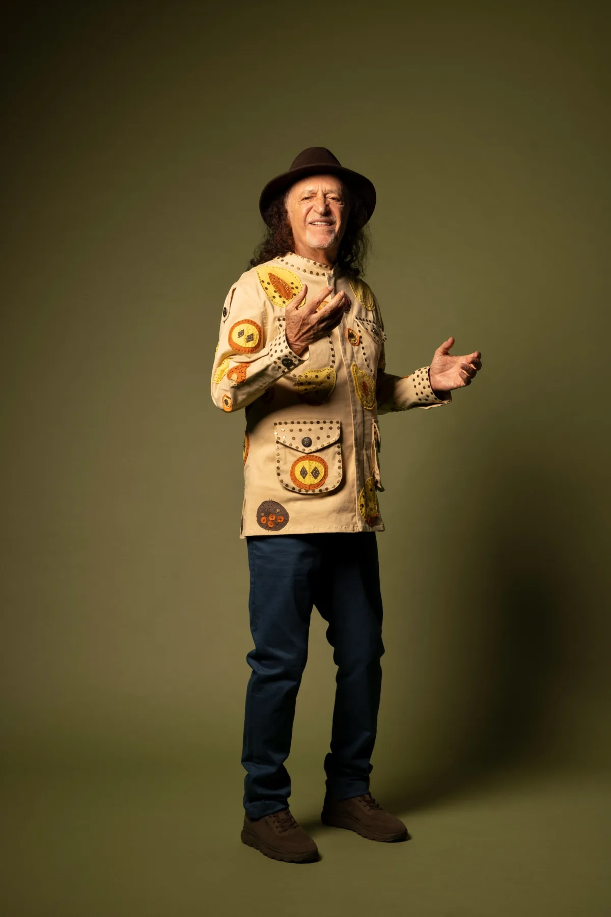 Alceu Valença traz turnê “80 Girassóis” para Curitiba com show especial no Igloo Super Hall