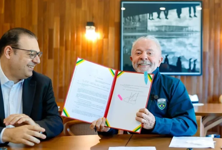 Lula sanciona lei que permite renovação automática da CNH para bons condutores