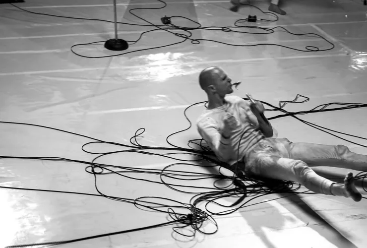 JMSN faz primeiro show em Curitiba com turnê do álbum “Soft Spot”