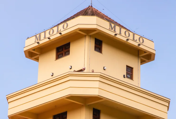 Torre Miolo no Vale dos Vinhedos em pauta sobre espaços para eventos