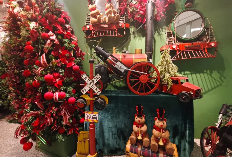Noel Decor abre outlet de Natal de 860 m² no Ventura Shopping, em Curitiba