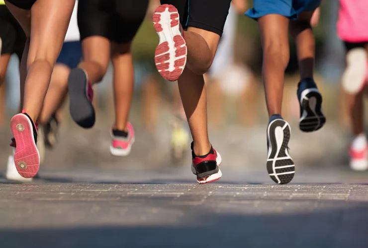 Boom da corrida de rua eleva o risco de lesões; veja como se prevenir