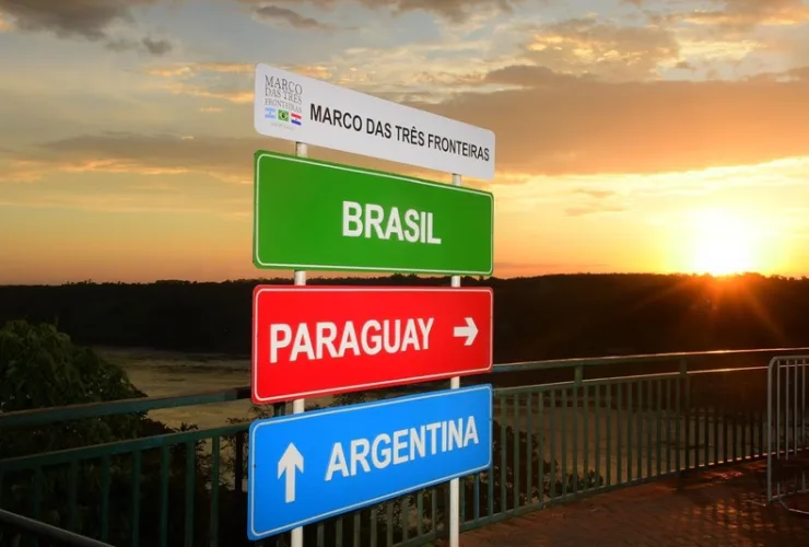 AquaFoz lança combos com Cataratas e Marco das Três Fronteiras em Foz do Iguaçu