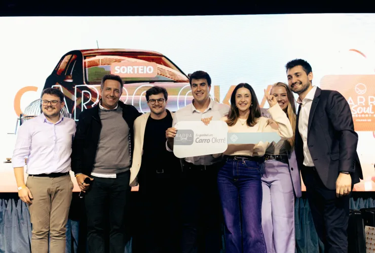 Equipe da Rottas Construtora durante premiação do empreendimento Barra Soul em Curitiba
