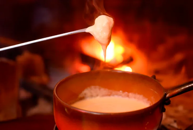 Chalet Suisse: fondues e cozinha franco-suíça em Santa Felicidade, Curitiba