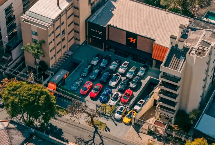 Campanha da Via Soho Motors em Curitiba com sorteio de viagens para Mendoza ou Punta Cana