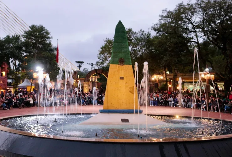 Área de visitação do Marco das Três Fronteiras, em Foz do Iguaçu