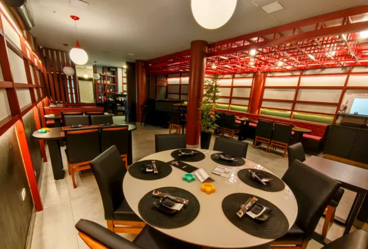 Onde comer em Curitiba: Kenzuki Sushi reúne sabores asiáticos no Alto Boqueirão