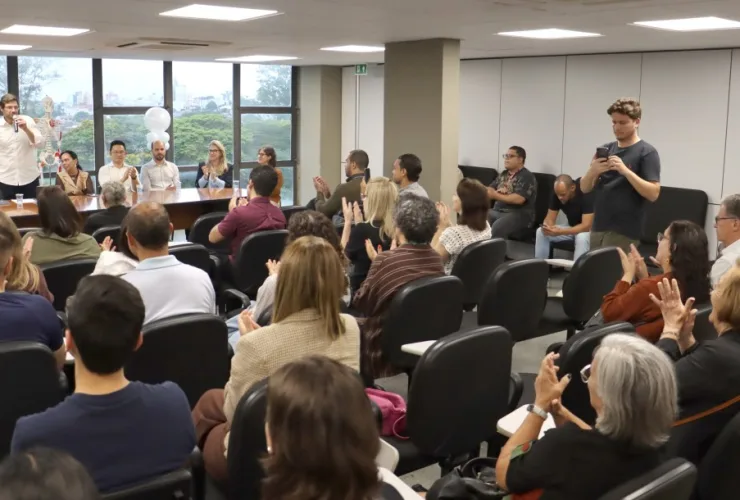 Autoridades e profissionais de saúde apresentam a ampliação do projeto Fragilidade Óssea em Londrina