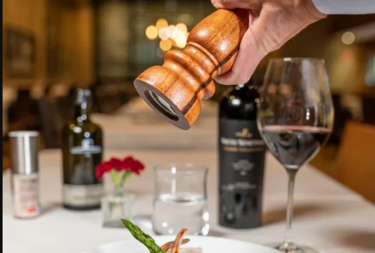 La Varenne: restaurante de cozinha franco-italiana no Pátio Batel, em Curitiba