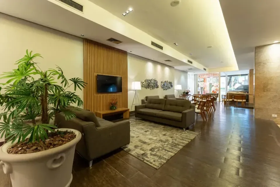 Hotel Deville Prime Maringá